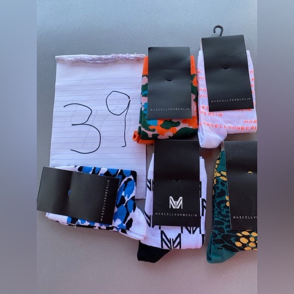 Wonen's Colorful Socks Set - Picture 4 of 5